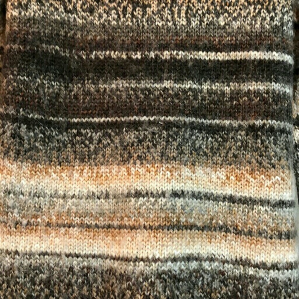 M Rena Hi-Lo Sweater, M - Picture 6 of 8